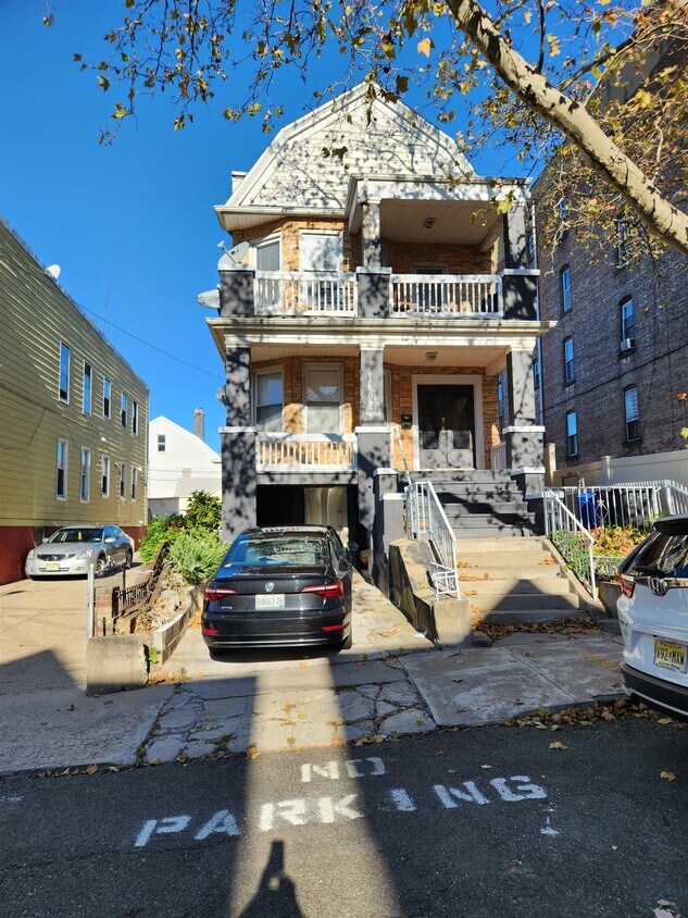 168 Fairview Ave Unit 1, Jersey City, NJ 07304 Condo for Rent in
