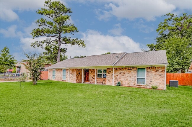 Building Photo - 10062 Haddington Dr