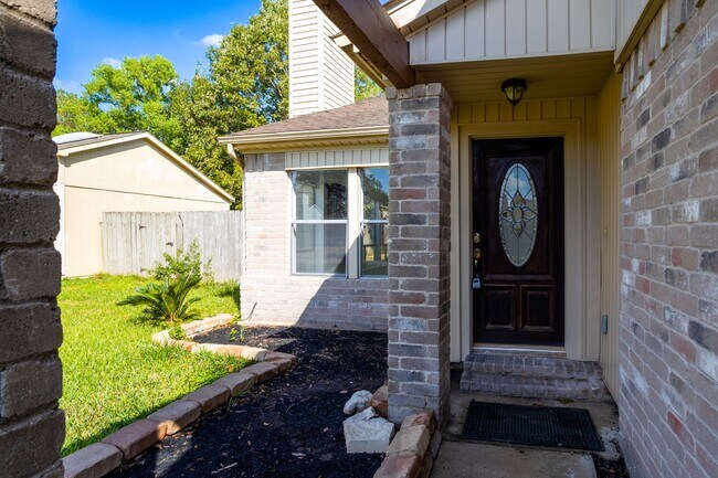 Building Photo - 18326 Autumn Trails Ln