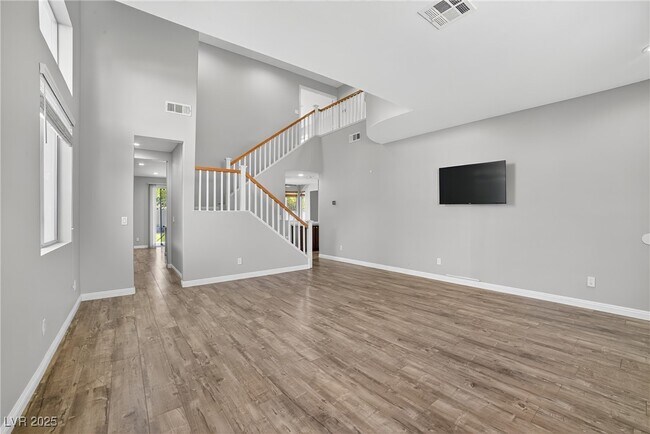 Foto del edificio - 670 Canfield Point Ave