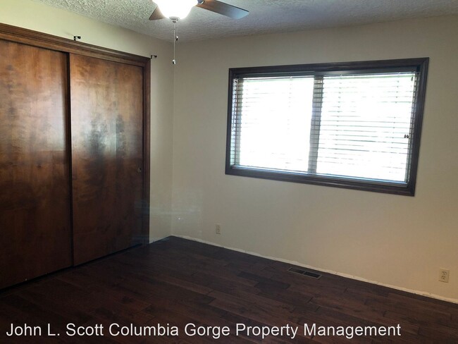 Building Photo - 3 br, 2 bath House - 712 Chinook Ave