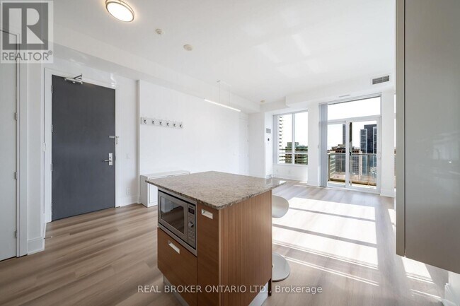 Photo du bâtiment - 21 Balmuto St