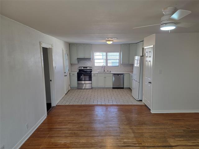 Foto del edificio - 3600 Katrine St