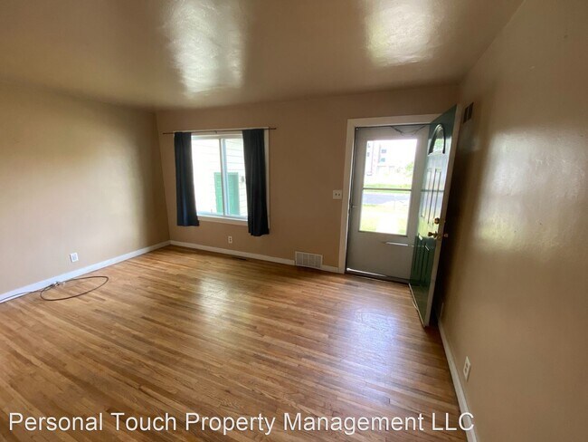 Building Photo - 4 br, 2 bath House - 1641 12th St N