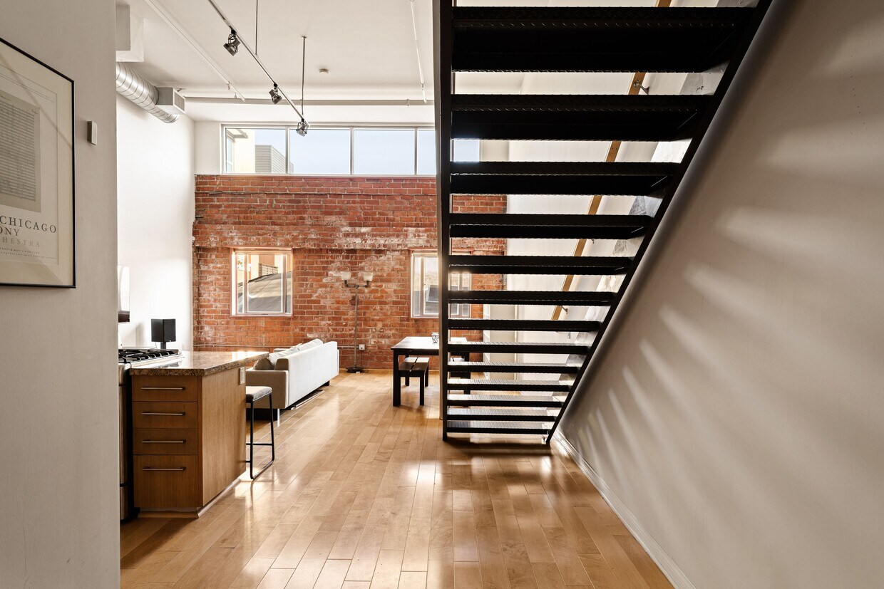 Foto principal - 120 S Hewitt St