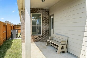 Building Photo - 2210 Windy Grove Dr