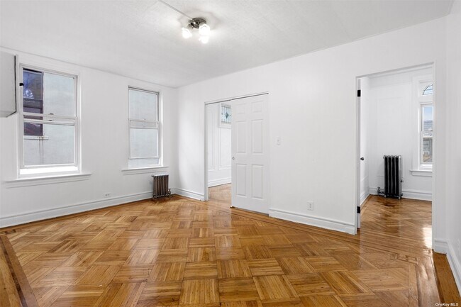 Building Photo - 30-31-31 85th St