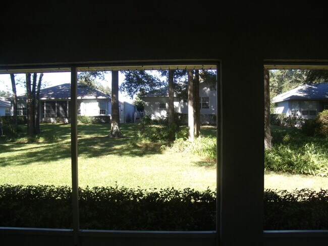 Foto del edificio - Charming 2BR/2BA Villa with 1-Car Garage i...