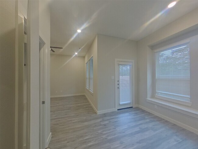 Building Photo - 22820 Frassino Pl
