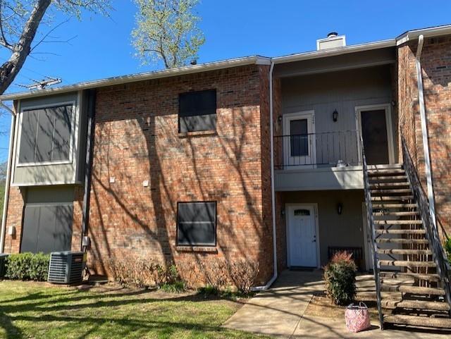 Primary Photo - 2700 Silver Creek Dr