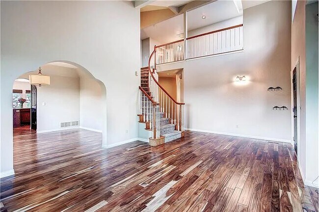 Building Photo - 5180 Hearthstone Ln