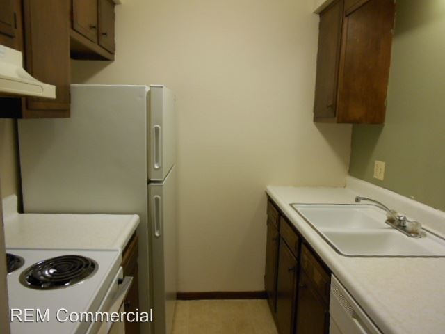 Building Photo - 4119 Orchard Dale Dr NW