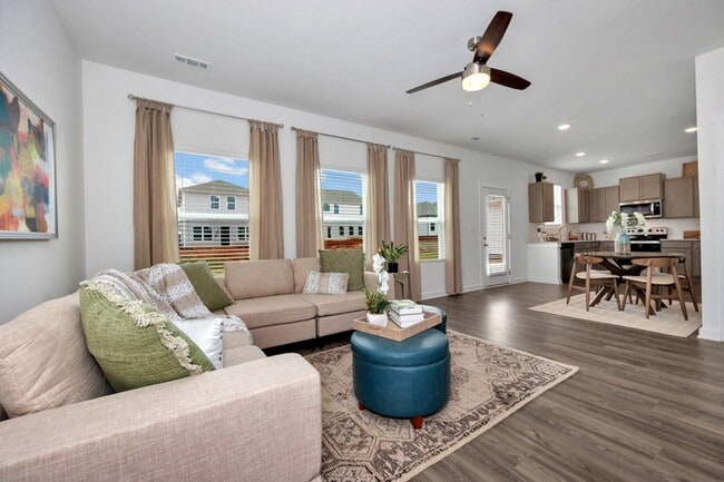 Foto principal - Parallel 36 @ Liberty