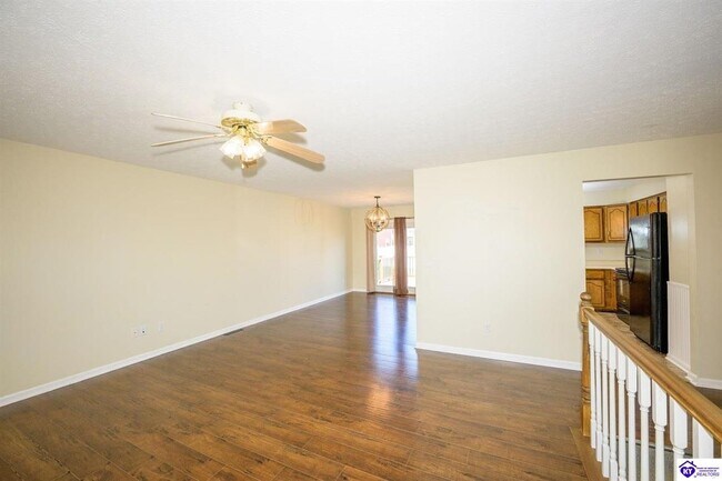 Foto del edificio - 413 Ridgecrest Rd