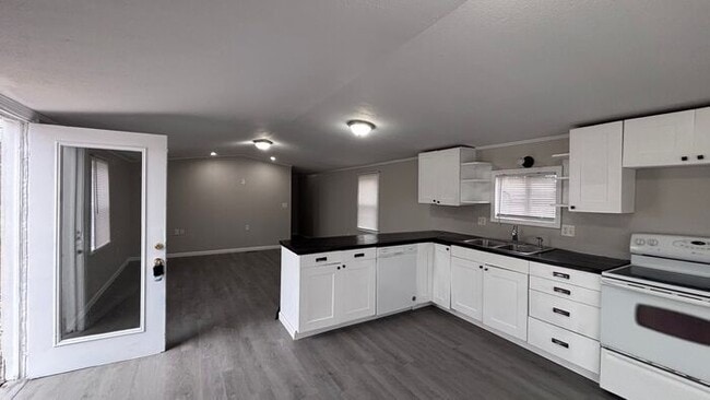 Foto del edificio - Newly Remodeled Home For Sale