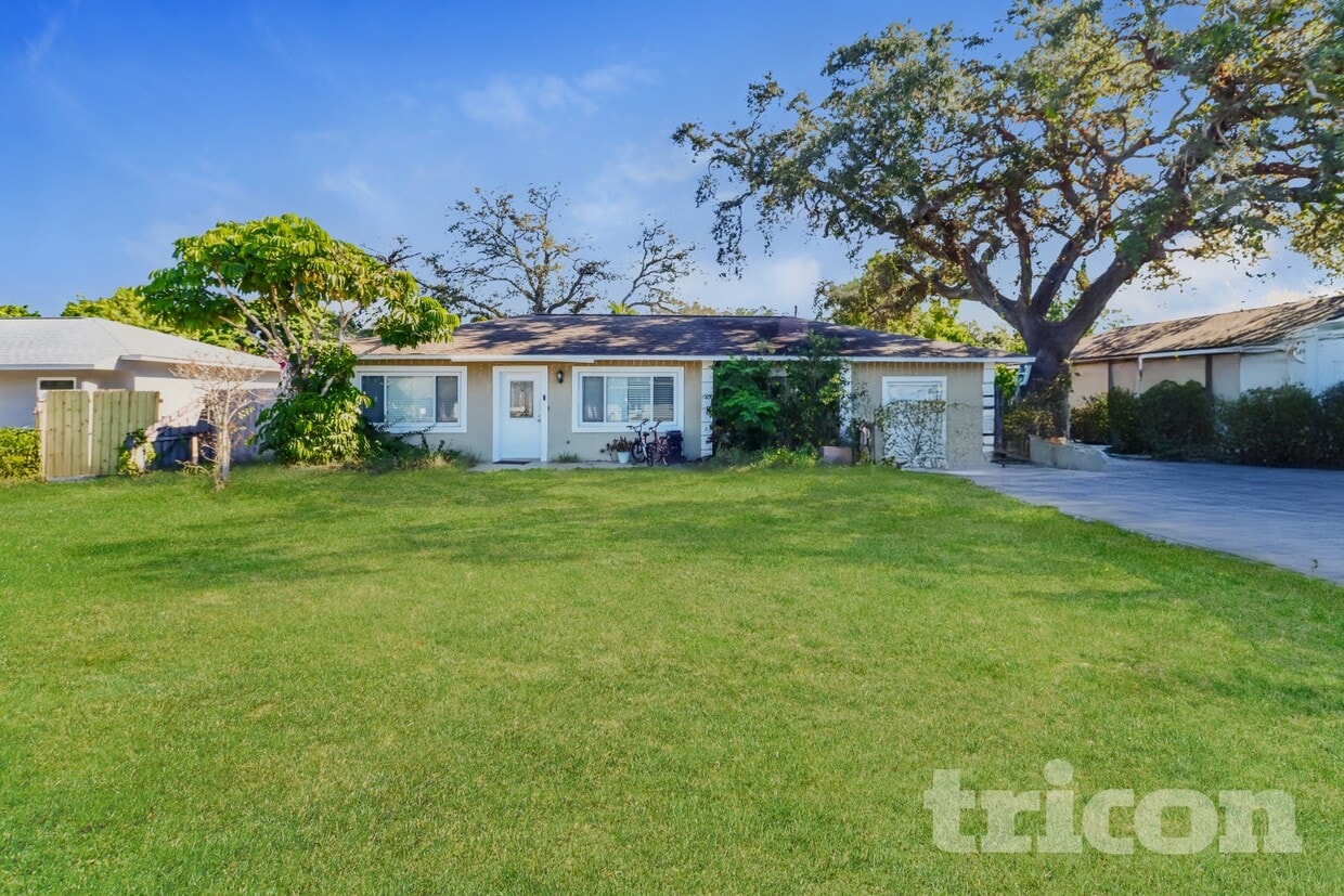 Foto principal - 1461 S Jefferson Ave