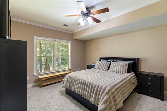Foto del edificio - 1029 Laurel Grove Ct