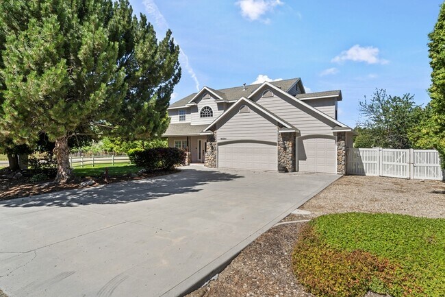 Foto del edificio - 15081 Widgeon Ave