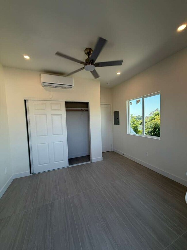 Foto del edificio - 3328 Altadena Ave.