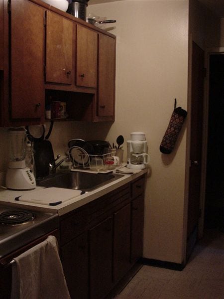 Building Photo - 2 br, 1.5 bath Apartment - Tradewind Apart...