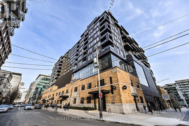 Photo du bâtiment - 505 Richmond St W