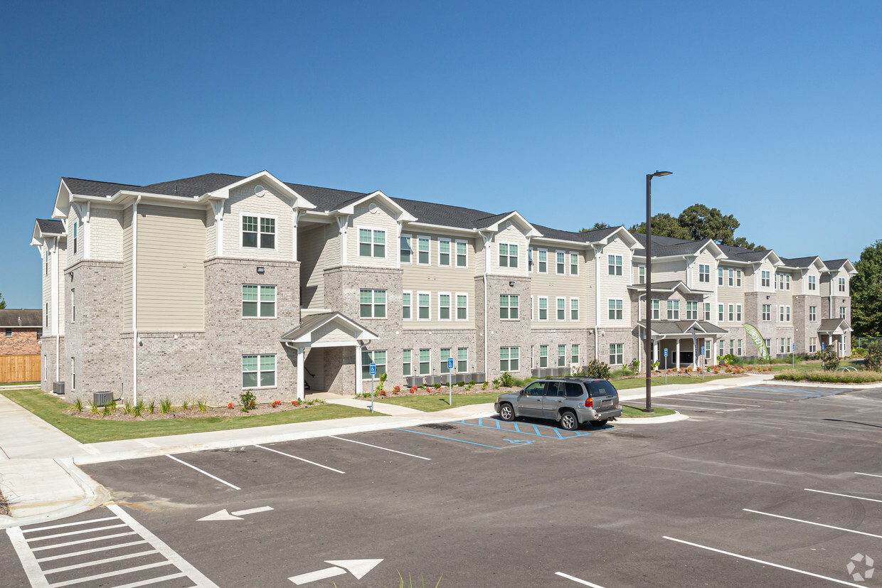 Primary Photo - Peaks of Baton Rouge - Ages 55+ Luxury Living