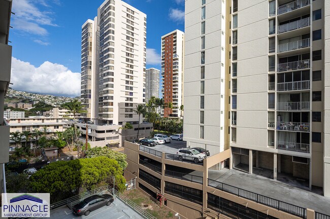 Foto del edificio - 2651 Kuilei St #B54