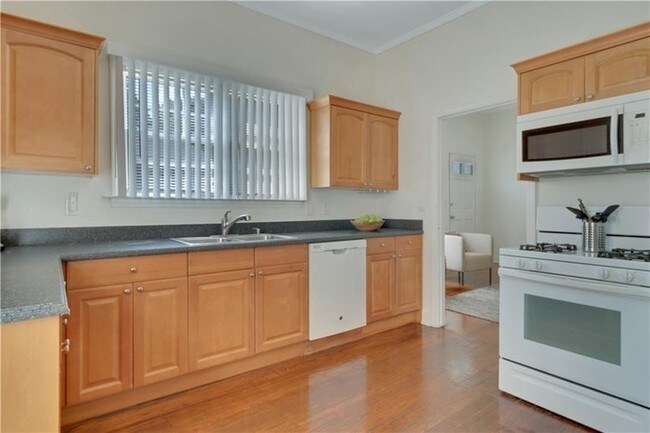 Building Photo - Historic College Park Bungalow for RENT