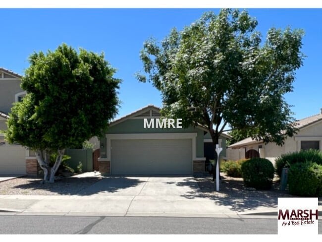 Building Photo - Nice 3 bedroom home with 2 car garage in M...