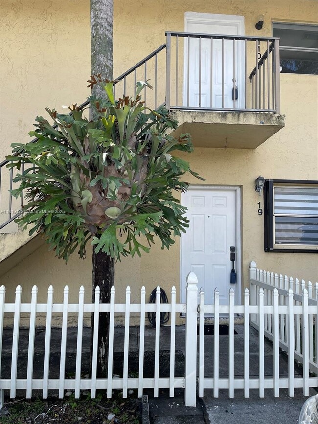 Foto del edificio - 15699 SW 73rd Cir Terrace