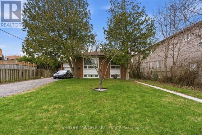 Building Photo - 116 Shaftesbury St