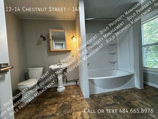 Foto del edificio - 12-14 Chestnut Street-14B