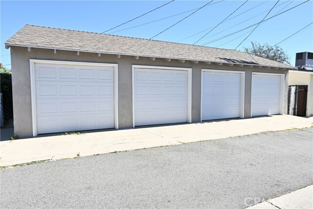 Building Photo - 17624 Los Alimos St