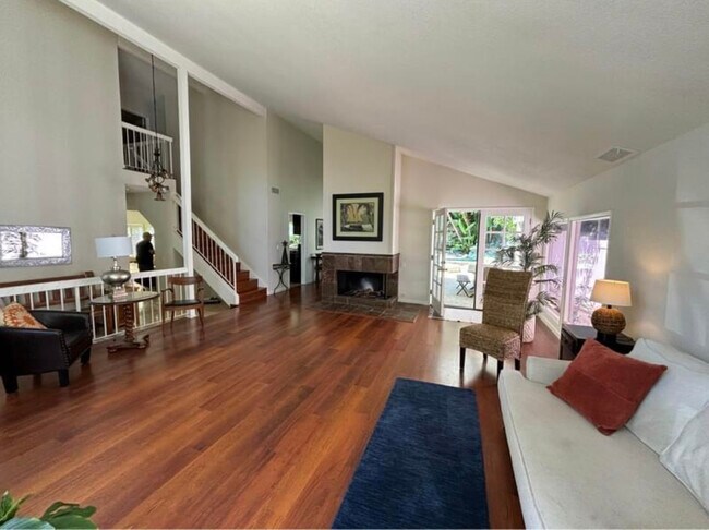 Foto del edificio - 16851 Saybrook Ln