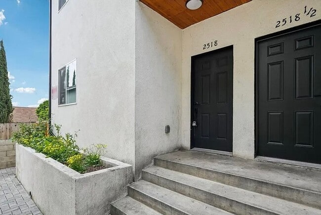 Building Photo - 3918 Brighton Ave