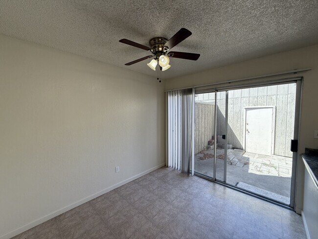 Building Photo - 1152 Neal Dow Ave