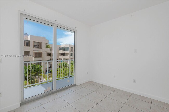 Building Photo - 50 Ocean Ln Dr