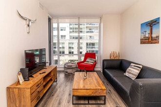 Building Photo - 49 Kings Wharf Pl