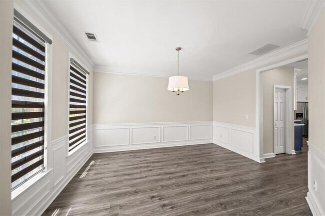 Building Photo - 1085 Arbor Creek Dr