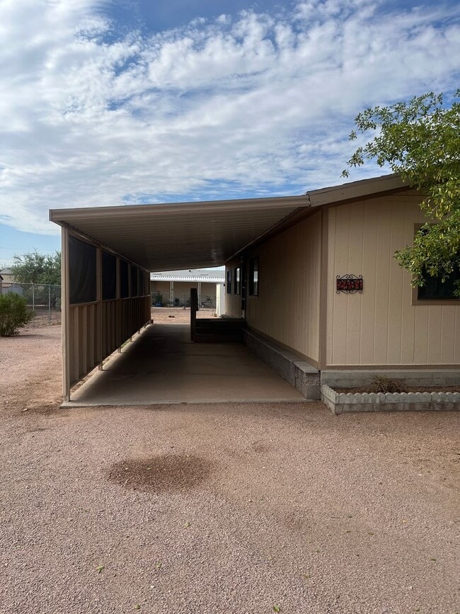 Building Photo - Beautiful home and Views on land.