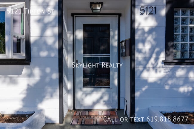 Foto del edificio - 5121 Tipton St