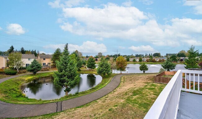Foto del edificio - Wake Up to This View Everyday - Available Now