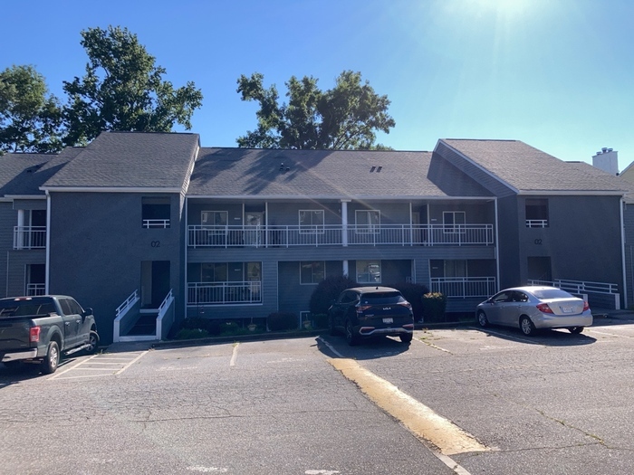 Primary Photo - Condo Overlooking Lake Hartwell