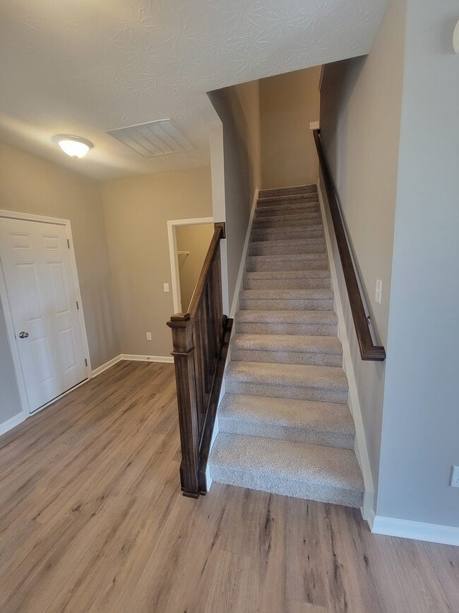 Building Photo - 4613 Bethel Cove Dr