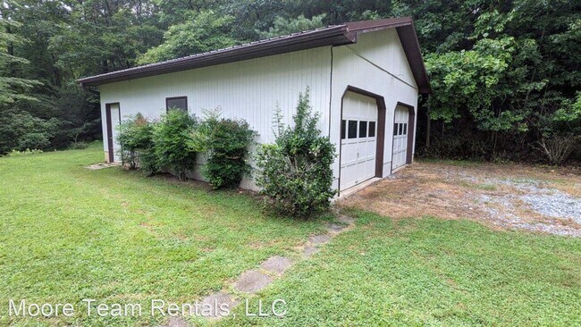 Building Photo - 3 br, 2 bath House - 108 Wolfpack Trl