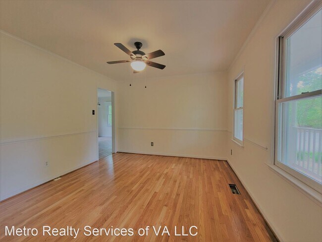 Building Photo - 3 br, 2.5 bath House - 15536 Pypers Pointe...