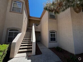 Building Photo - 5415 W Harmon Ave