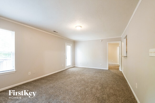 Foto del edificio - 11744 E 10th St