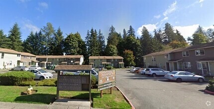Building Photo - 507 102nd Dr SE
