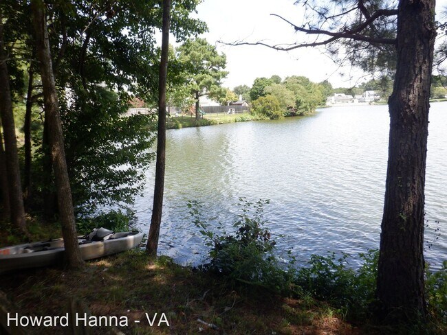 Foto del edificio - 3 br, 2 bath House - 511 Creekwood Drive
